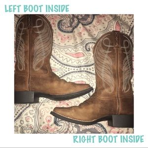 Ariat Square toe Round Up Boots